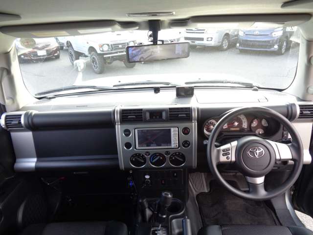 トヨタ ＦＪ　クルーザー ４．０ カラーパッケージ ４ＷＤ H23年 (中国) 99