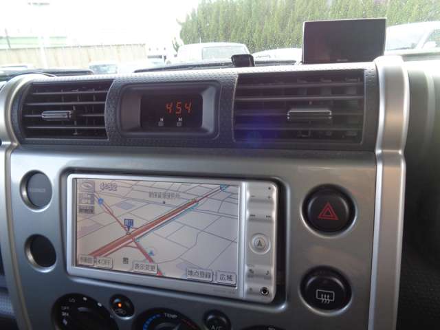 トヨタ ＦＪ　クルーザー ４．０ カラーパッケージ ４ＷＤ H23年 (中国) 99