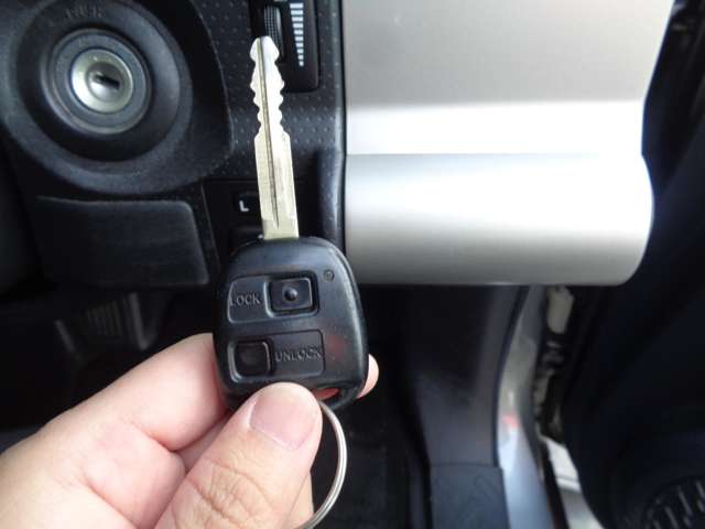 トヨタ ＦＪ　クルーザー ４．０ カラーパッケージ ４ＷＤ H23年 (中国) 99