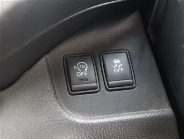 日産 セレナ ２．０ ハイウェイスター Ｓ－ＨＹＢＲＩＤ アドバンストセーフティ パッケージ H26年 (関東) 99