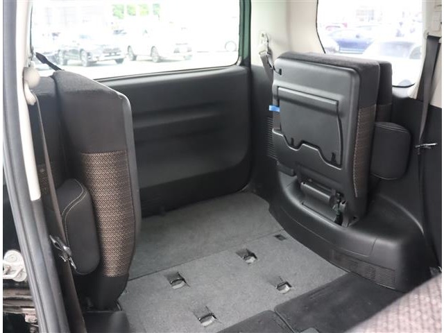 日産 セレナ ２．０ ハイウェイスター Ｓ－ＨＹＢＲＩＤ アドバンストセーフティ パッケージ H26年 (関東) 99