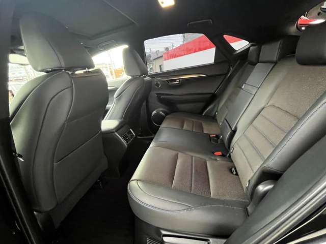 レクサス ＮＸ３００ｈ クール＆ブライト R3年 (東海) 99