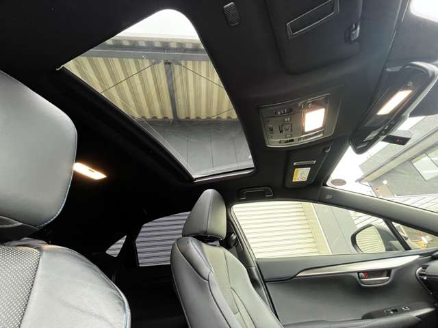 レクサス ＮＸ３００ｈ クール＆ブライト R3年 (東海) 99