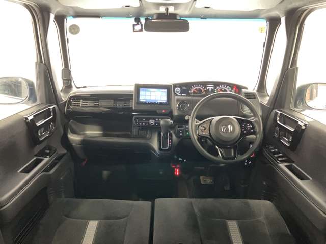ホンダ Ｎ　ＢＯＸ カスタム ６６０ Ｌ ４ＷＤ R5年 (北海道) 99