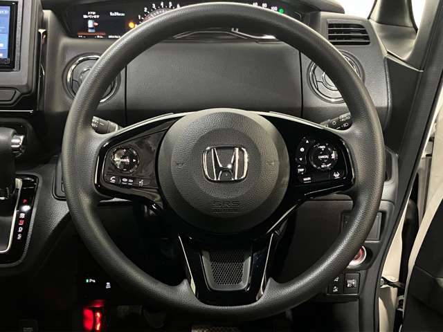 ホンダ Ｎ　ＢＯＸ カスタム ６６０ Ｌ ４ＷＤ R5年 (北海道) 99