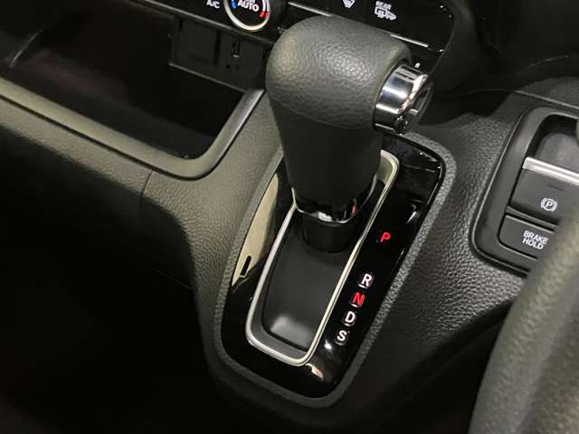 ホンダ Ｎ　ＢＯＸ カスタム ６６０ Ｌ ４ＷＤ R5年 (北海道) 99