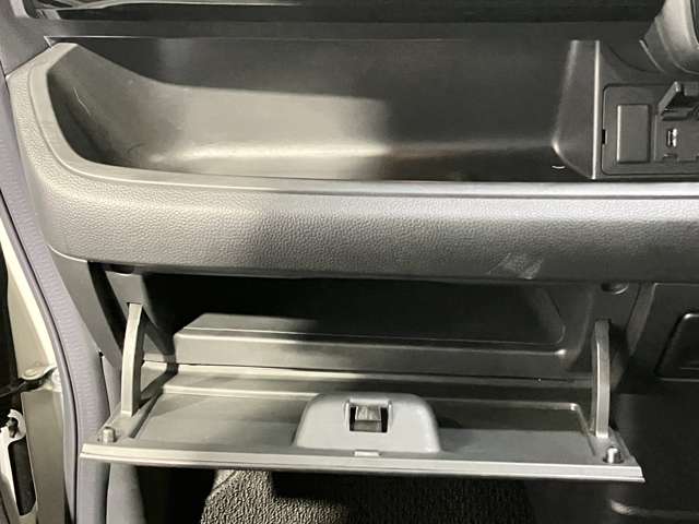 ホンダ Ｎ　ＢＯＸ カスタム ６６０ Ｌ ４ＷＤ R5年 (北海道) 99