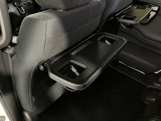 ホンダ Ｎ　ＢＯＸ カスタム ６６０ Ｌ ４ＷＤ R5年 (北海道) 99