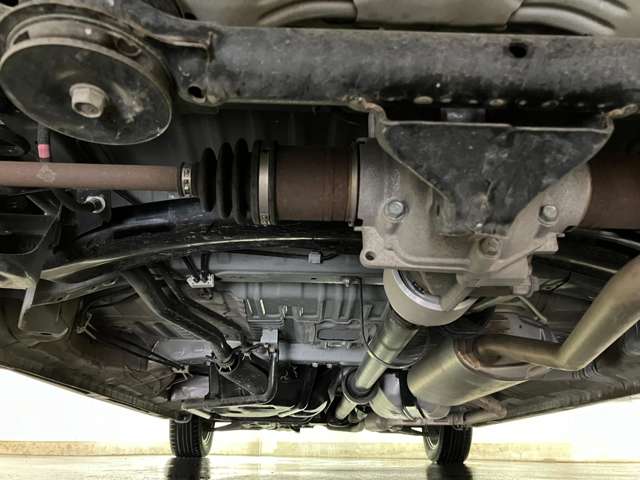 ホンダ Ｎ　ＢＯＸ カスタム ６６０ Ｌ ４ＷＤ R5年 (北海道) 99