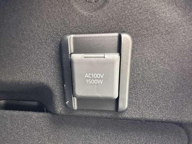 トヨタ クラウン　クロスオーバー　ハイブリッド ２．５ Ｇ Ｅ－ＦＯＵＲ ４ＷＤ R6年 (東海) 99