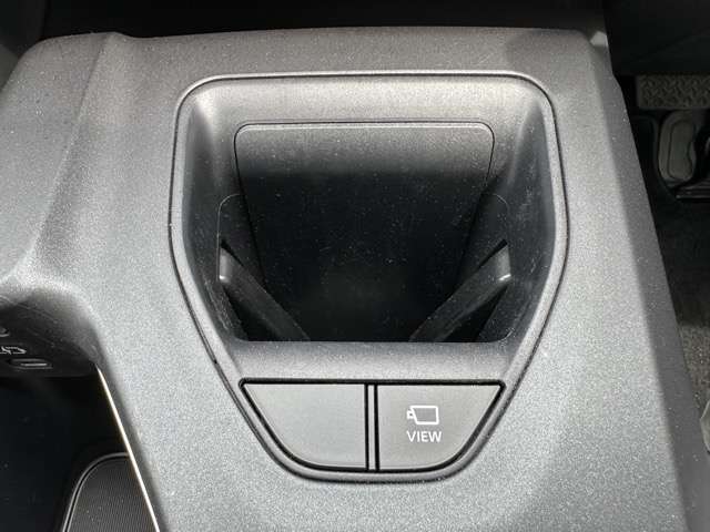 トヨタ クラウン　クロスオーバー　ハイブリッド ２．５ Ｇ Ｅ－ＦＯＵＲ ４ＷＤ R6年 (東海) 99