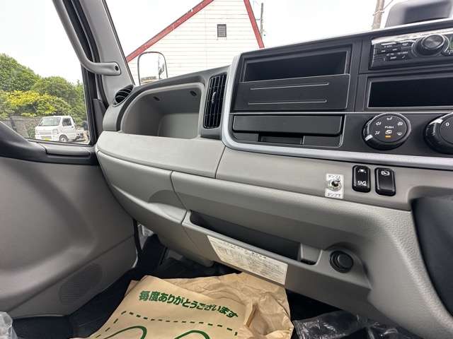 三菱フソウ キャンター ３．０ＤＴローダースライドダンプ ３Ｔ R6年 (東海) 99