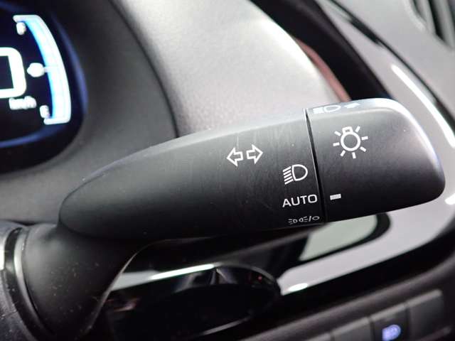 トヨタ アクア １．５ Ｘ R5年 (関東) 99