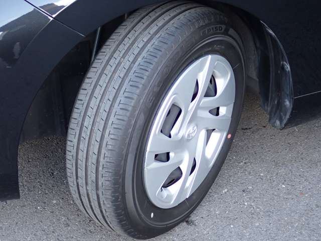 トヨタ アクア １．５ Ｘ R5年 (関東) 99