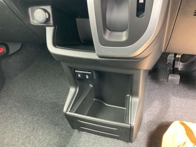 スズキ クロスビー １．０ ハイブリッド ＭＶ R6年 (東海) 99