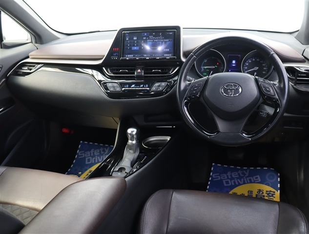 トヨタ Ｃ−ＨＲ ハイブリッド １．８ Ｇ H30年 (関東) 99