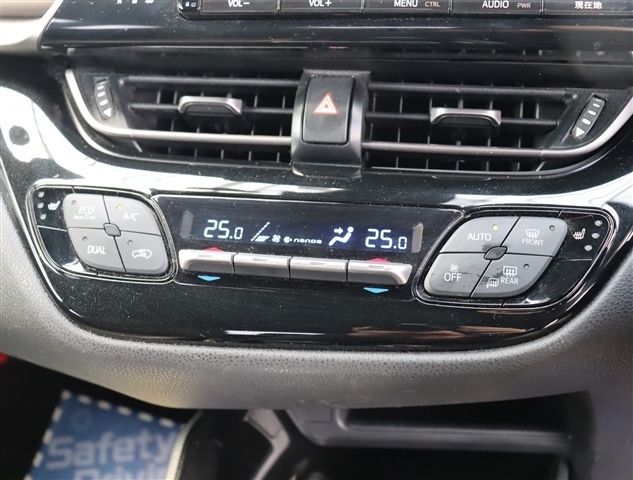 トヨタ Ｃ−ＨＲ ハイブリッド １．８ Ｇ H30年 (関東) 99