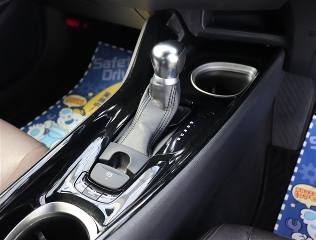 トヨタ Ｃ−ＨＲ ハイブリッド １．８ Ｇ H30年 (関東) 99