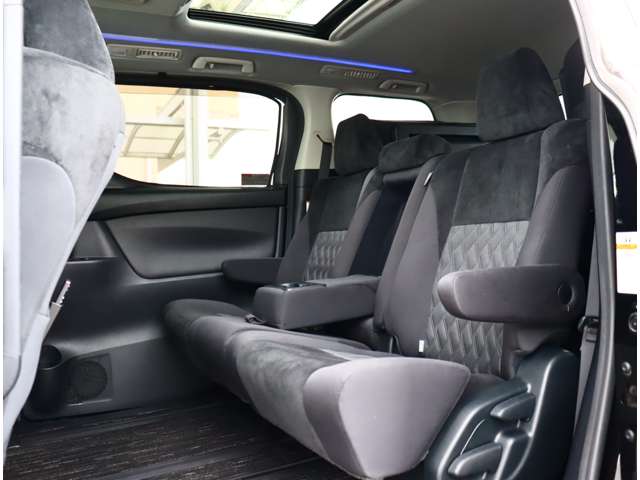 トヨタ ヴェルファイア ２．５ Ｚ H30年 (関東) 99