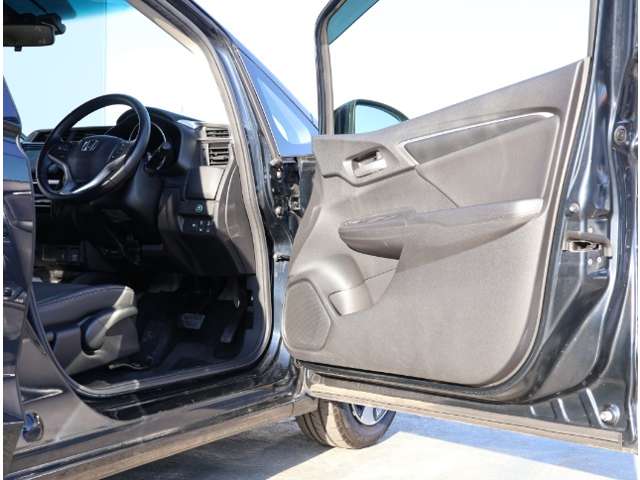 ホンダ フィット　ハイブリッド １．５ ハイブリッド Ｌ ホンダセンシング H30年 (関東) 99