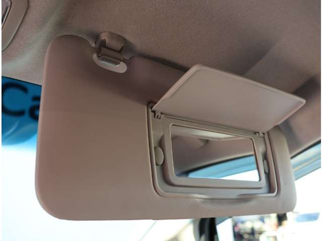 ホンダ フィット　ハイブリッド １．５ ハイブリッド Ｌ ホンダセンシング H30年 (関東) 99