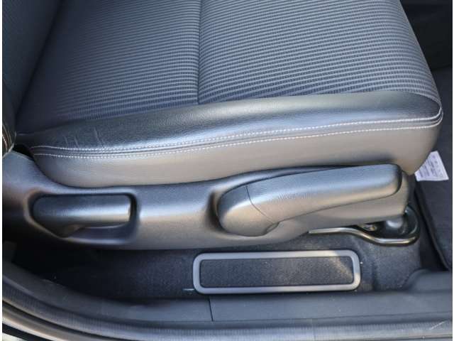 ホンダ フィット　ハイブリッド １．５ ハイブリッド Ｌ ホンダセンシング H30年 (関東) 99