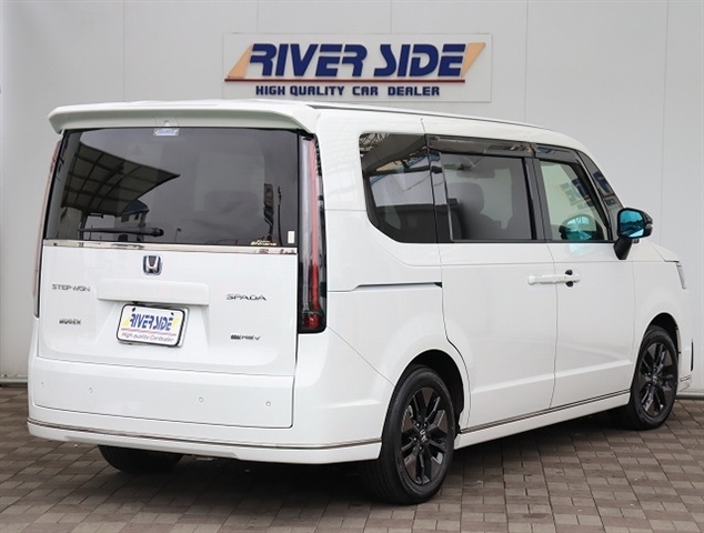 ホンダ ステップワゴン　ハイブリッド ２．０ Ｅ：ＨＥＶ スパーダ R4年 (関東) 99