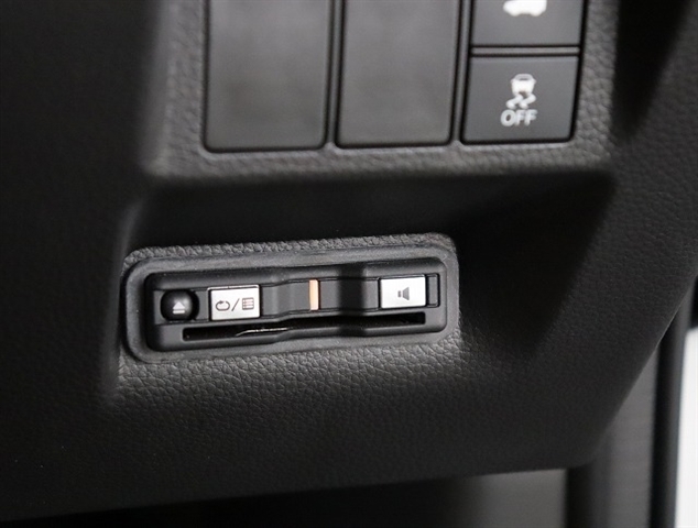 ホンダ ステップワゴン　ハイブリッド ２．０ Ｅ：ＨＥＶ スパーダ R4年 (関東) 99