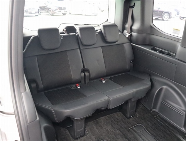 ホンダ ステップワゴン　ハイブリッド ２．０ Ｅ：ＨＥＶ スパーダ R4年 (関東) 99