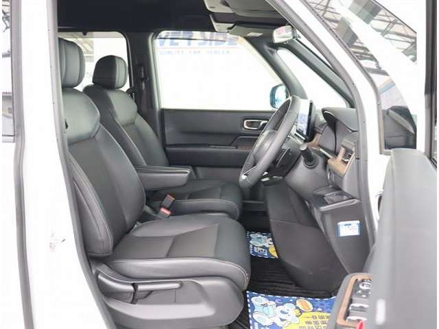 ホンダ ステップワゴン　ハイブリッド ２．０ Ｅ：ＨＥＶ スパーダ R4年 (関東) 99