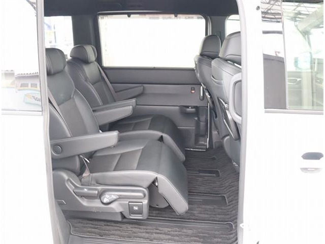 ホンダ ステップワゴン　ハイブリッド ２．０ Ｅ：ＨＥＶ スパーダ R4年 (関東) 99