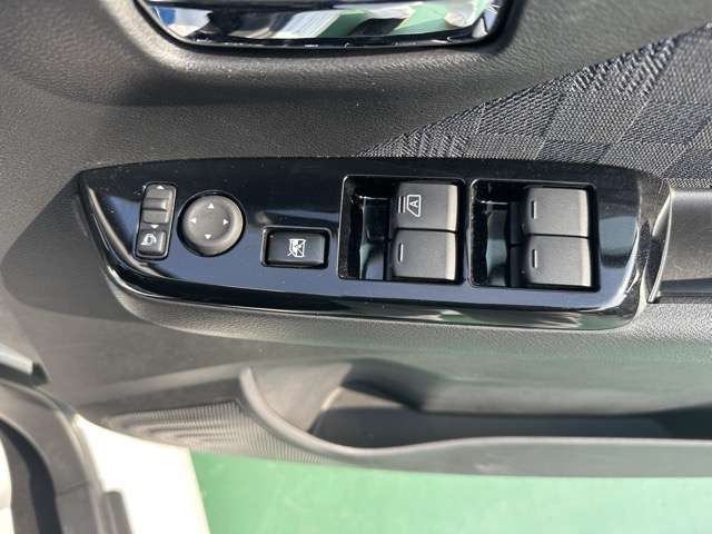 日産 デイズ ６６０ ハイウェイスターＸ R4年 (東海) 99