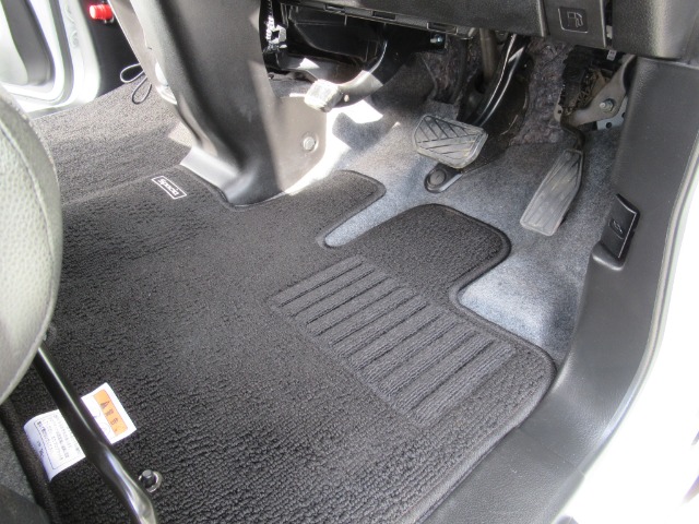 スズキ スペーシア ６６０ カスタム ハイブリッド ＸＳターボ ４ＷＤ H30年 (関東) 99