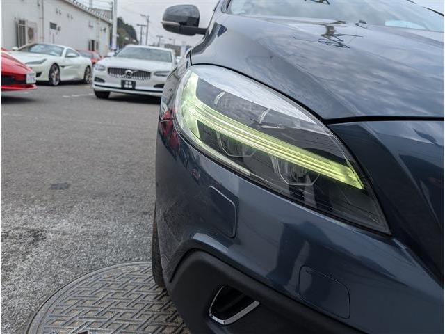 ボルボ Ｖ４０クロスカントリー Ｄ４ モメンタム ディーゼルターボ H30年 (東北) 99