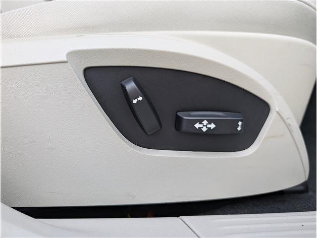 ボルボ Ｖ４０クロスカントリー Ｄ４ モメンタム ディーゼルターボ H30年 (東北) 99