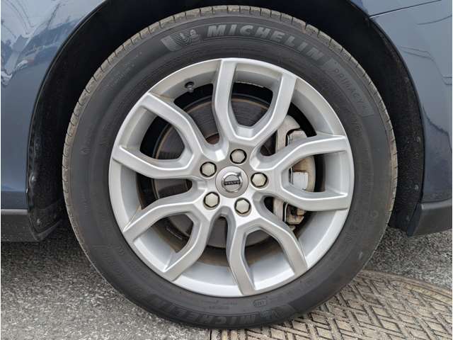 ボルボ Ｖ４０クロスカントリー Ｄ４ モメンタム ディーゼルターボ H30年 (東北) 99