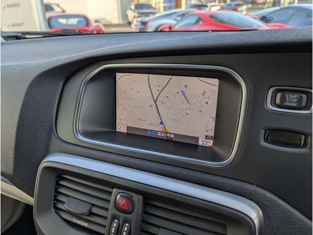 ボルボ Ｖ４０クロスカントリー Ｄ４ モメンタム ディーゼルターボ H30年 (東北) 99