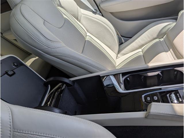 ボルボ Ｖ９０ Ｂ６ ＡＷＤ インスクリプション ４ＷＤ R3年 (東北) 99