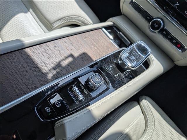 ボルボ Ｖ９０ Ｂ６ ＡＷＤ インスクリプション ４ＷＤ R3年 (東北) 99