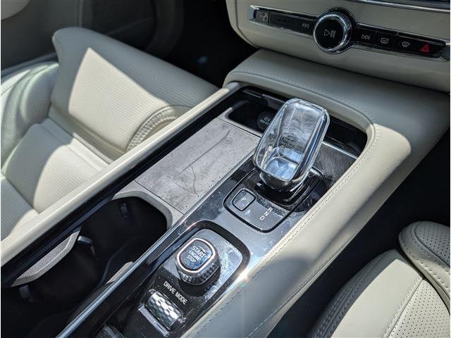 ボルボ Ｖ９０ Ｂ６ ＡＷＤ インスクリプション ４ＷＤ R3年 (東北) 99