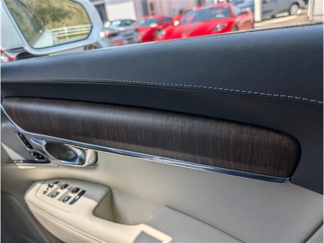 ボルボ Ｖ９０ Ｂ６ ＡＷＤ インスクリプション ４ＷＤ R3年 (東北) 99