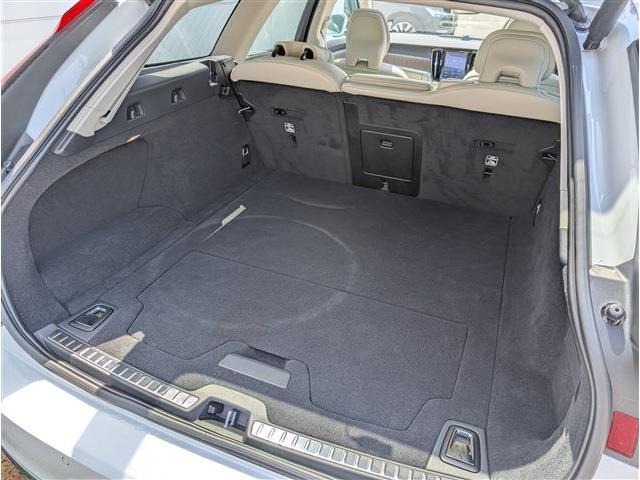 ボルボ Ｖ９０ Ｂ６ ＡＷＤ インスクリプション ４ＷＤ R3年 (東北) 99