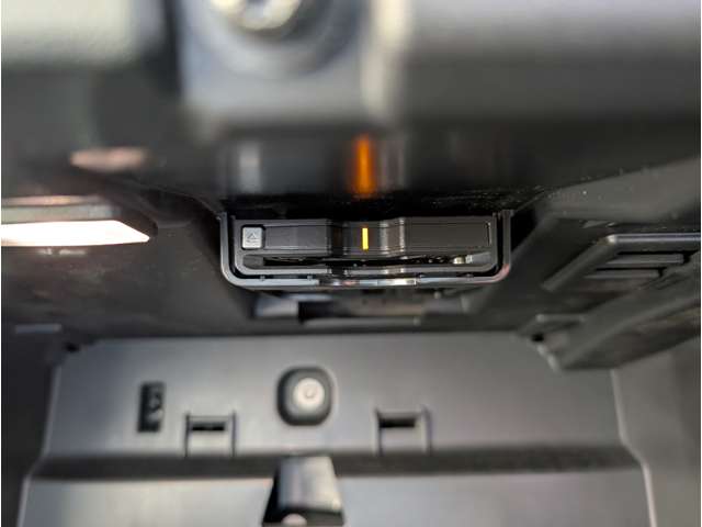 ボルボ Ｖ６０ Ｂ５　インスクリプション R3年 (東北) 99