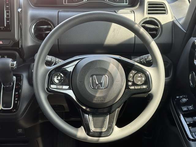 ホンダ Ｎ　ＢＯＸ カスタム ６６０ Ｌ R4年 (東海) 99