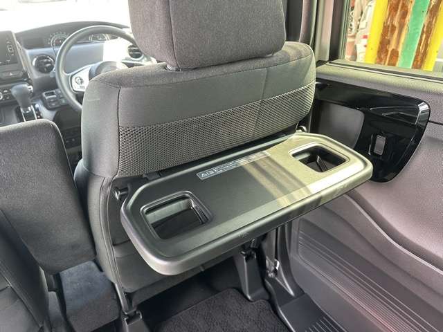 ホンダ Ｎ　ＢＯＸ カスタム ６６０ Ｌ R4年 (東海) 99