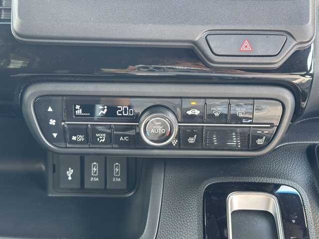 ホンダ Ｎ　ＢＯＸ カスタム ６６０ Ｌ R4年 (東海) 99