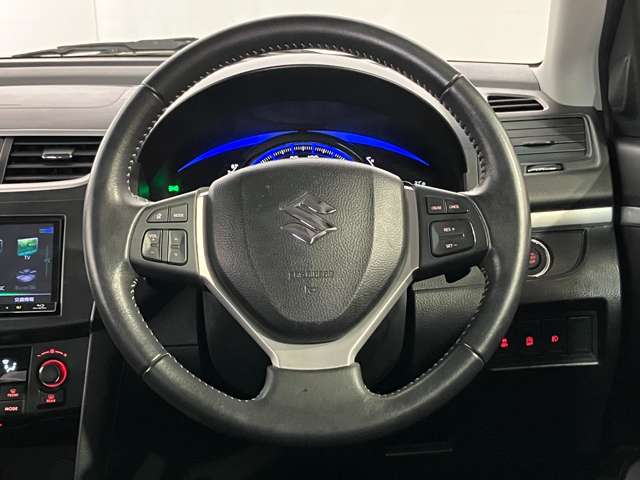 スズキ スイフト １．２ ＲＳ－ＤＪＥ ４ＷＤ H28年 (北海道) 99