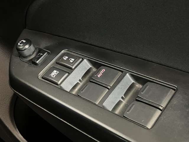 スズキ スイフト １．２ ＲＳ－ＤＪＥ ４ＷＤ H28年 (北海道) 99