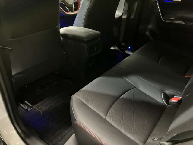 トヨタ ＲＡＶ４ ２．０ アドベンチャー オフロード パッケージ ４ＷＤ R3年 (北海道) 99