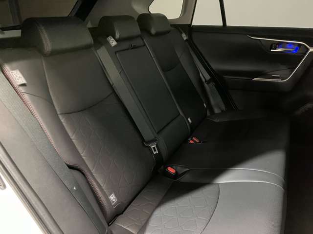 トヨタ ＲＡＶ４ ２．０ アドベンチャー オフロード パッケージ ４ＷＤ R3年 (北海道) 99